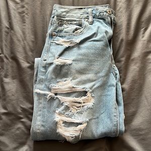 American Eagle Mom Jeans
